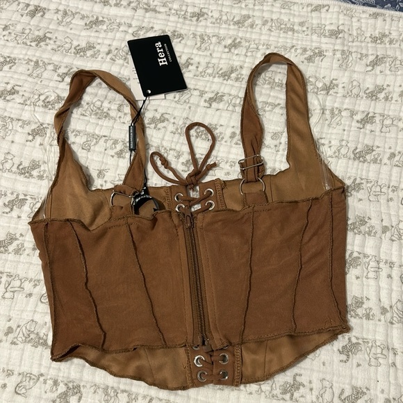 Crop top - Picture 2 of 2